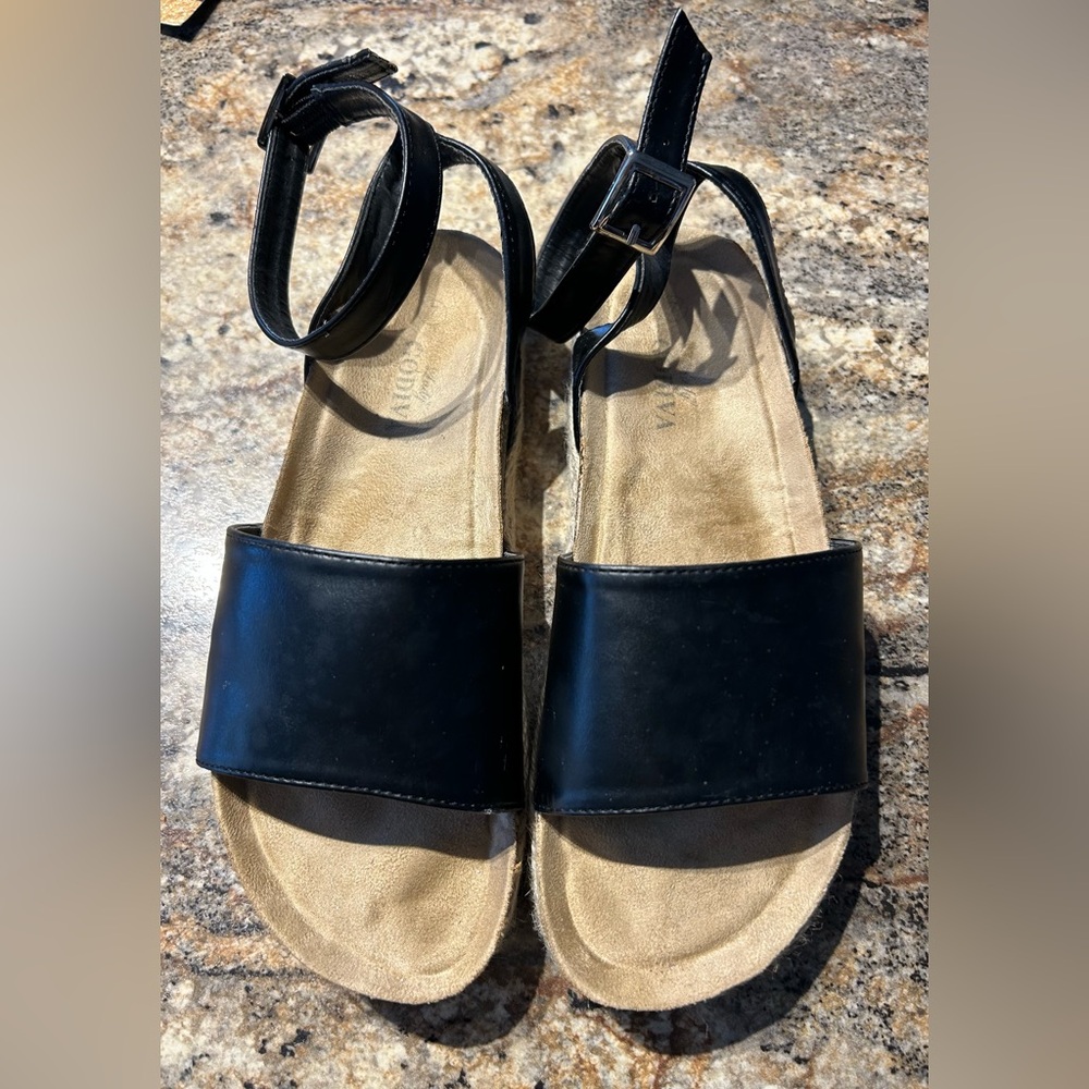 Godiva Black Women's Ankle-Strap Slide Sandals size 7